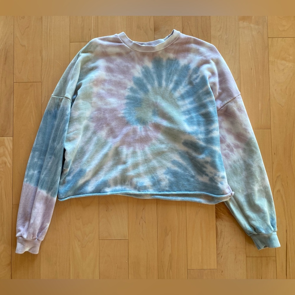 🌸3/$20🍉 Dex Cropped Tie-Dye Sweatshirt